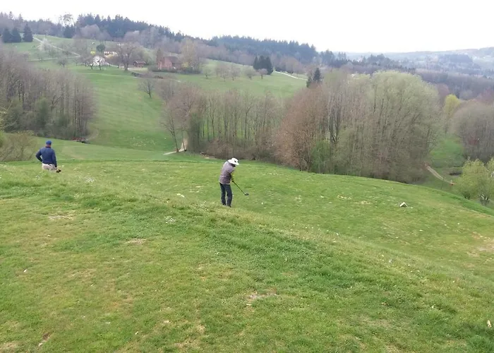 Home4golf Uttlau شقة